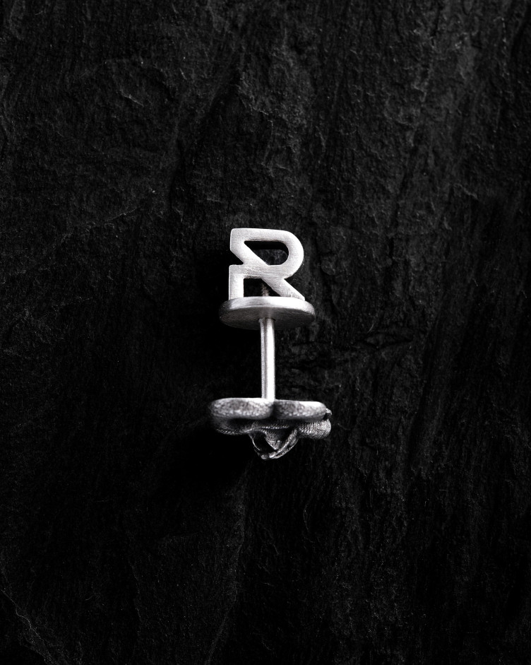 Серебряная моносерьга SERPENS 2