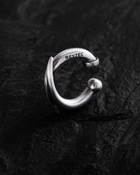 Silver mono ear cuff SIEGER 2