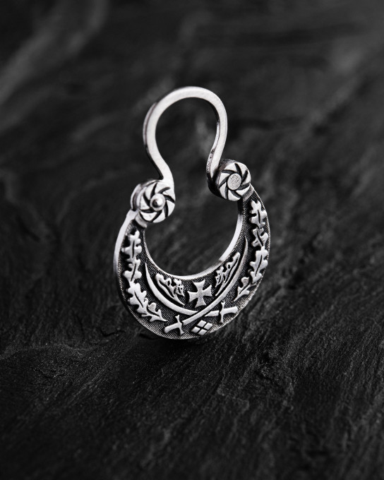 Серебряная моносерьга ШАБЛИ / Серьги