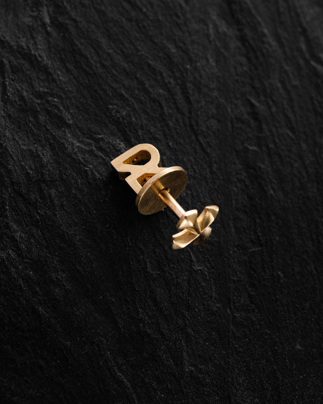 Mono earring CROSS PATTÉE ​(14k yellow gold) 2