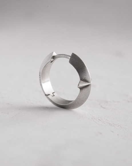 Silver hoop earring AXIS 6