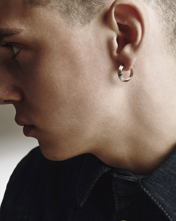 Silver hoop earring AXIS 5