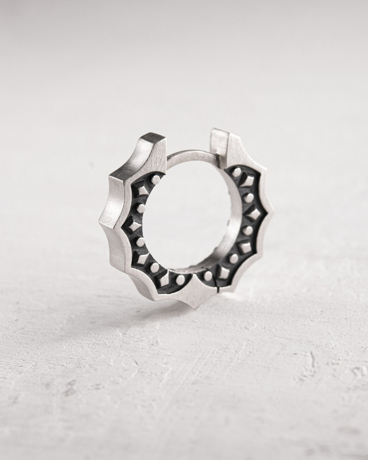 Silver hoop earring CORE 5
