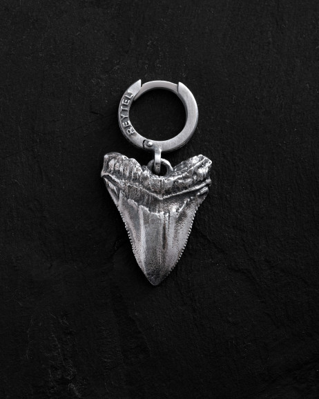 Серебряная моносерьга MEGALODON SHARK TOOTH / Серьги