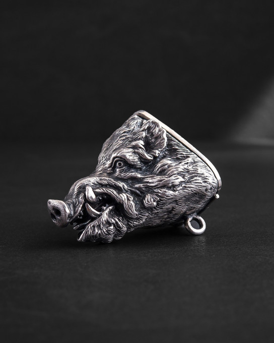 Серебряная табачница BOAR ручной работы / Фигуры ручной работы