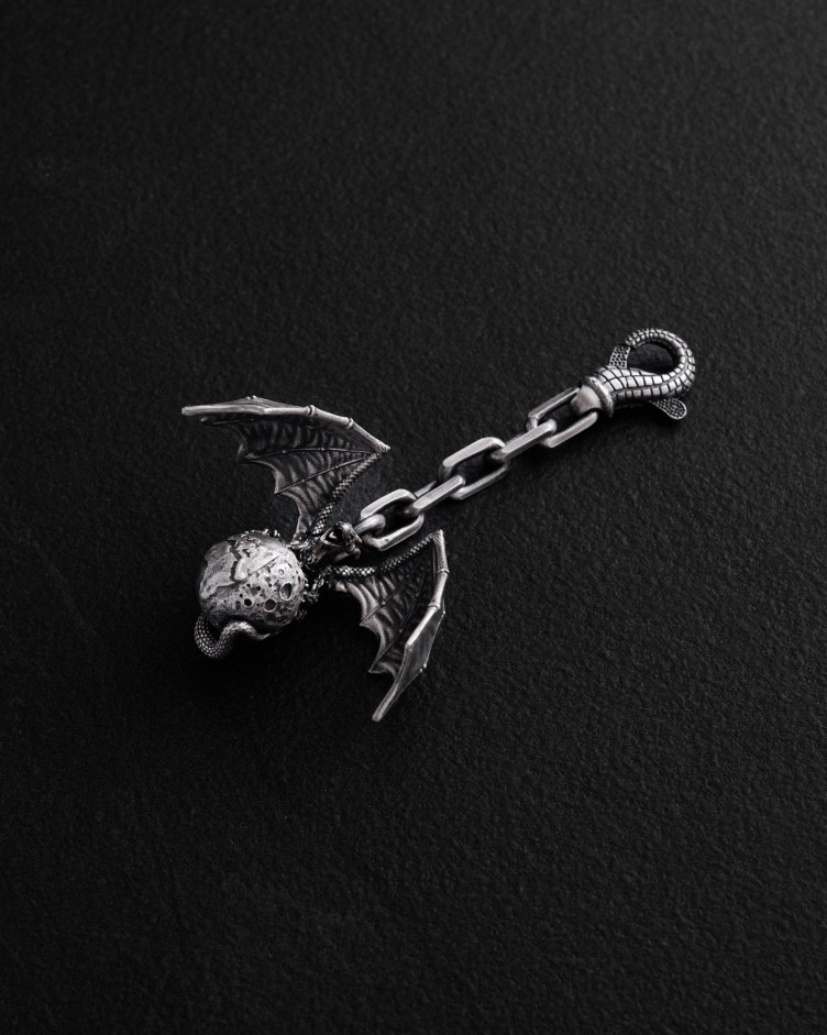 Серебряный брелок DRACO MUNDI 4