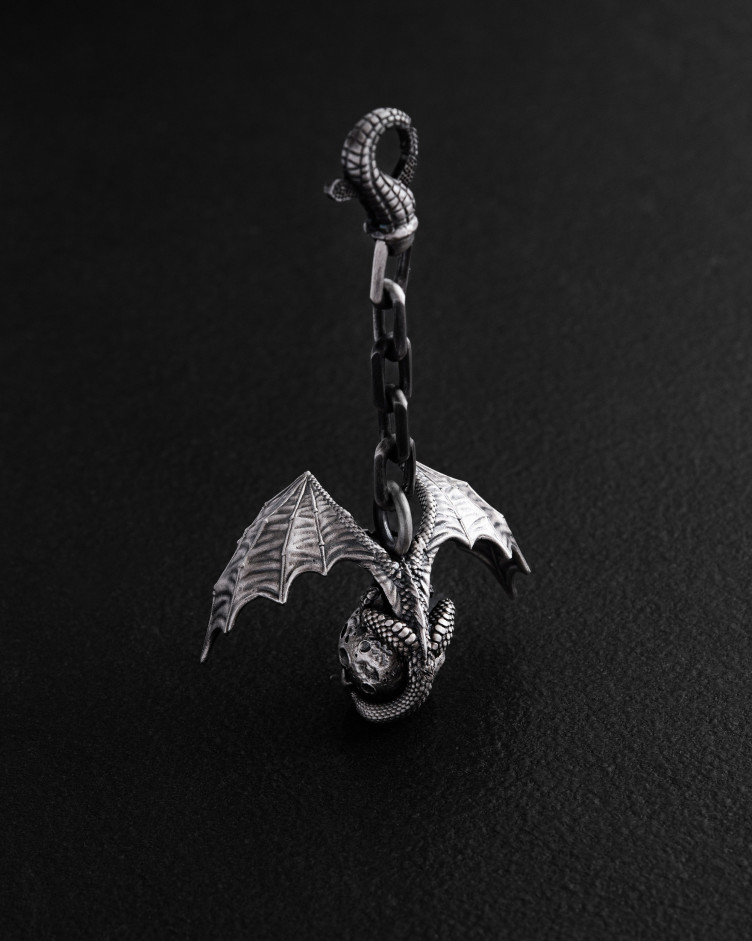 Серебряный брелок DRACO MUNDI 2