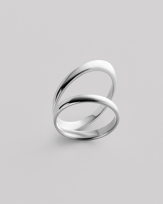 Серебряное кольцо HIKARI / Кольца Женские + 3